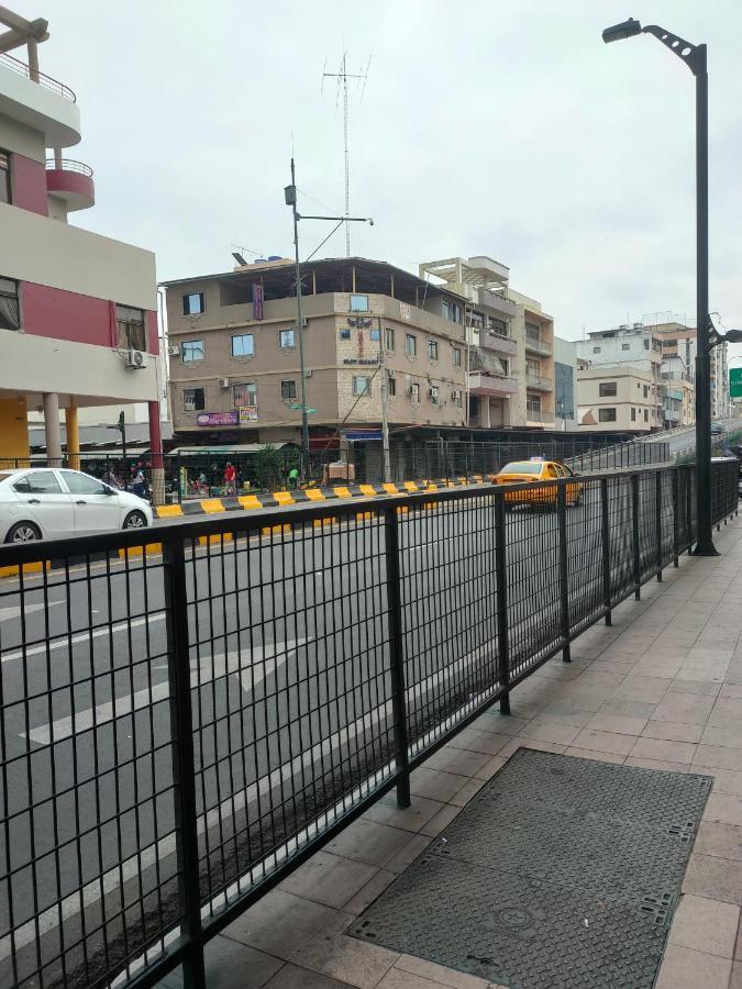 Hotel Eloy Alfaro Guayaquil Buitenkant foto