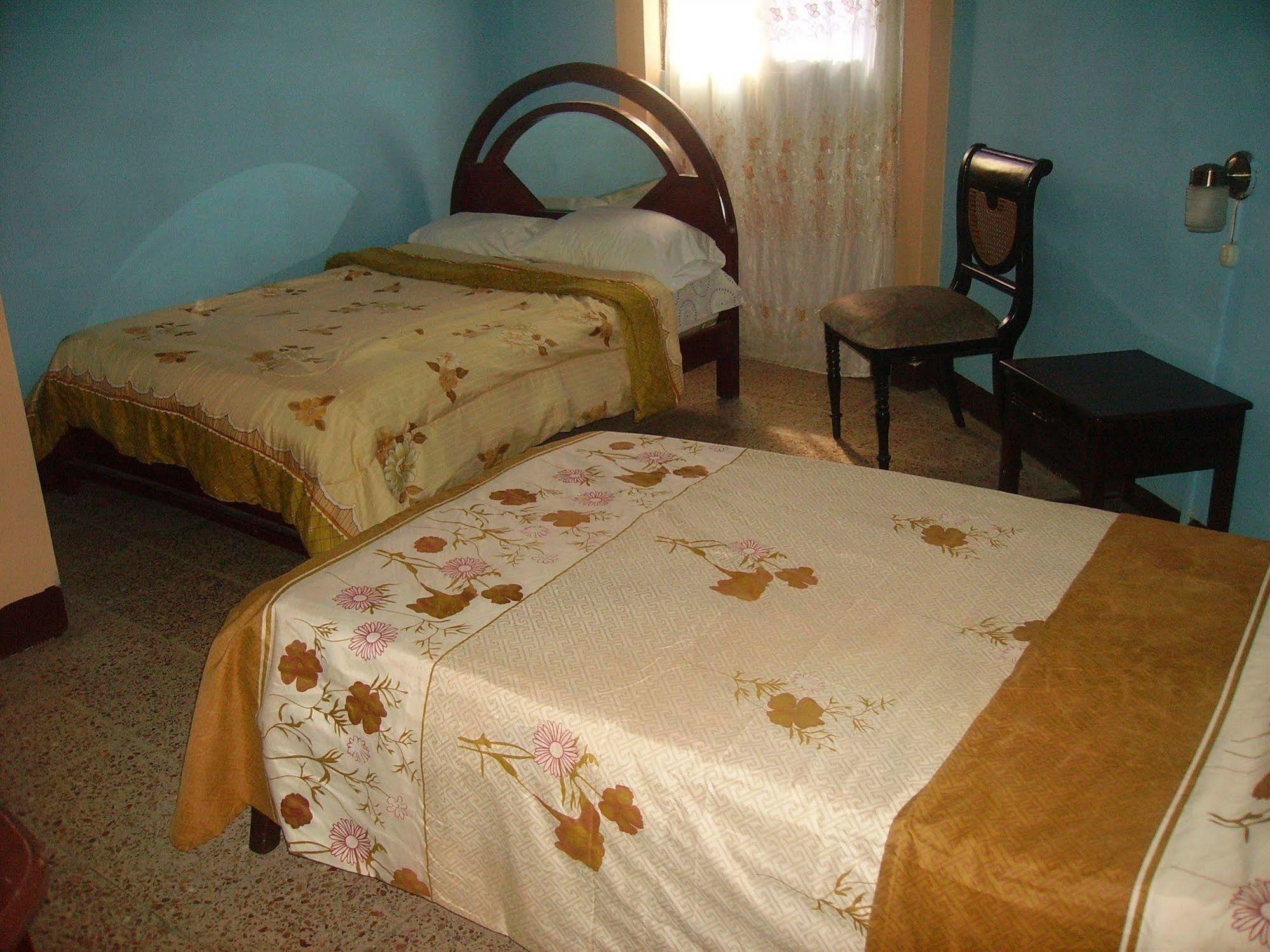 Hotel Eloy Alfaro Guayaquil Buitenkant foto