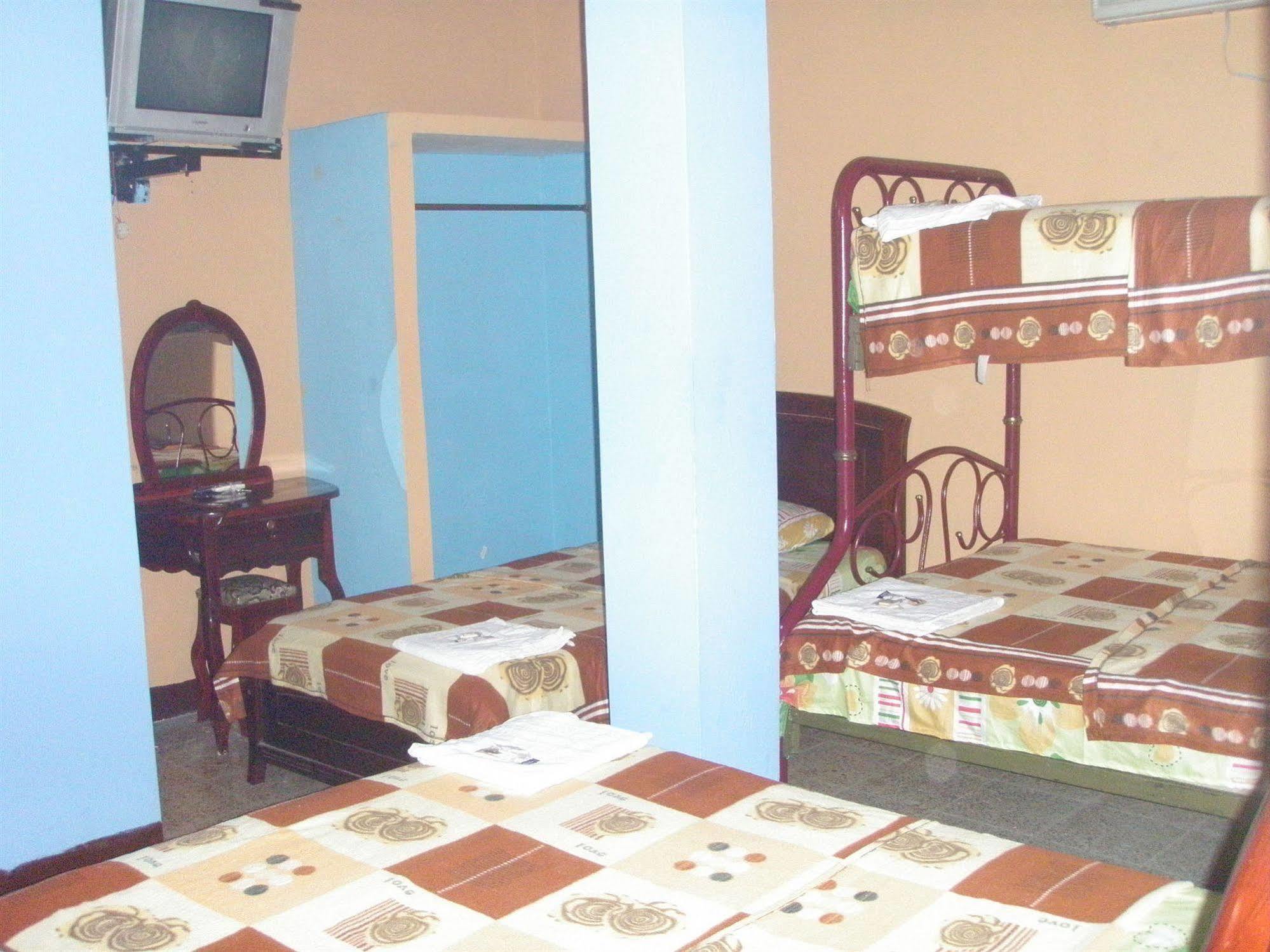 Hotel Eloy Alfaro Guayaquil Buitenkant foto