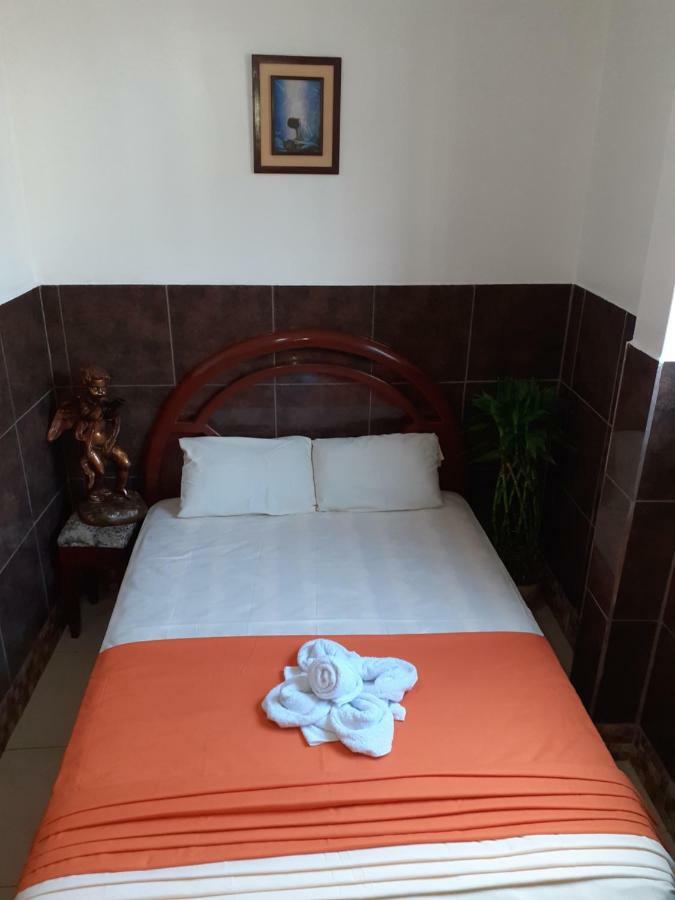 Hotel Eloy Alfaro Guayaquil Buitenkant foto