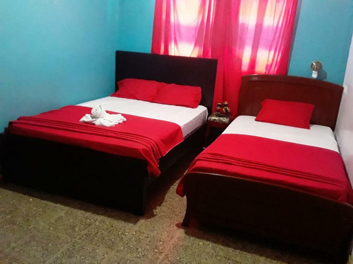 Hotel Eloy Alfaro Guayaquil Buitenkant foto